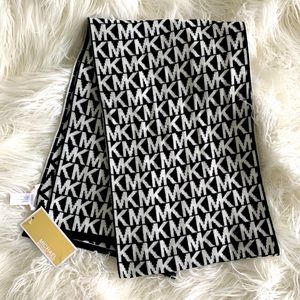Brand new Michael Kors scarf